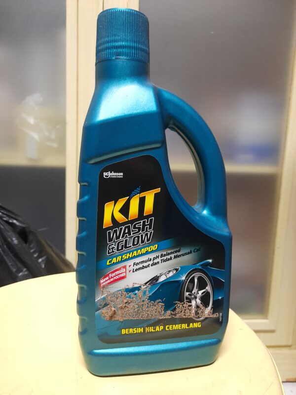Kit Wash & Glow Shampoo botol