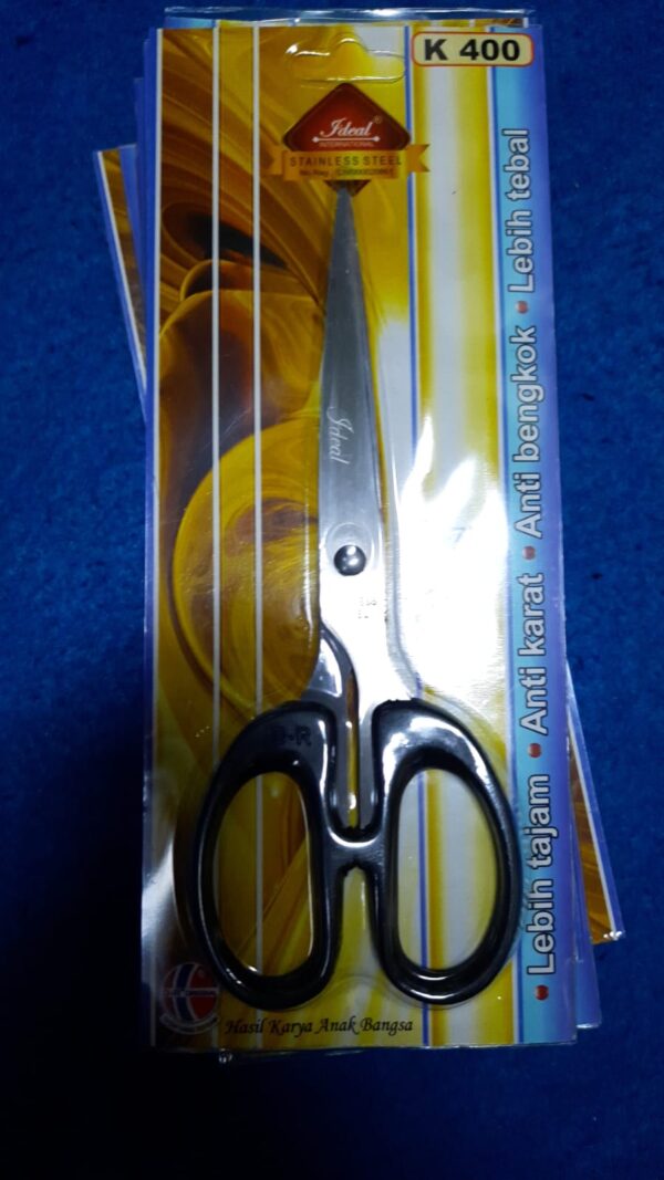 Gunting K400